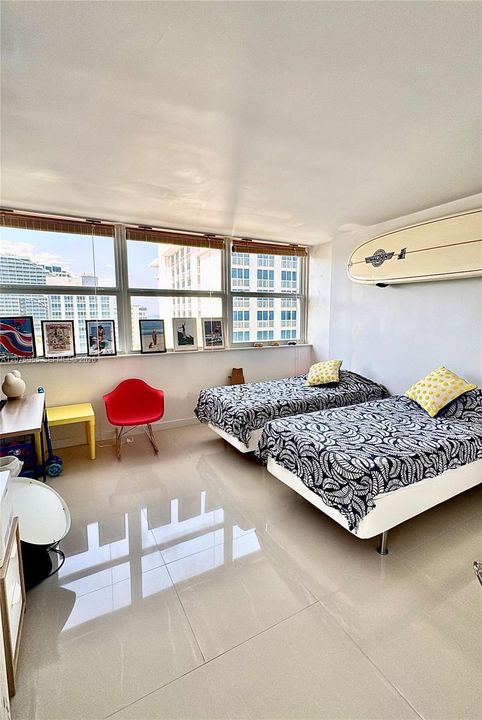 For Sale: $949,000 (2 beds, 2 baths, 1550 Square Feet)