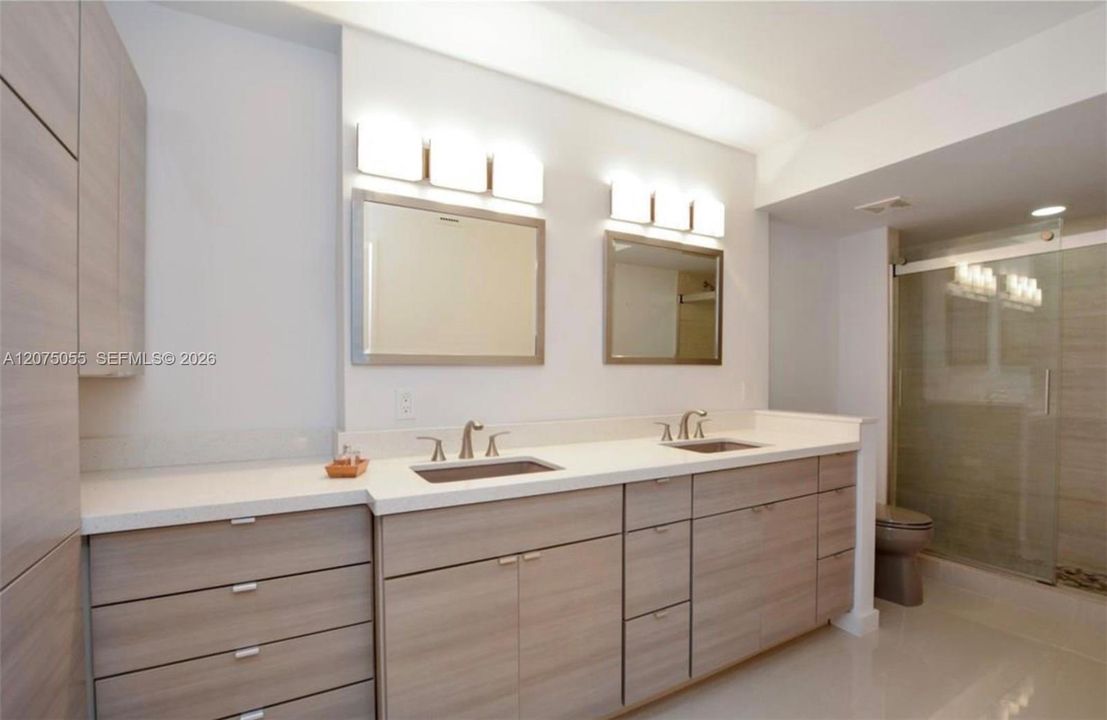 For Sale: $949,000 (2 beds, 2 baths, 1550 Square Feet)