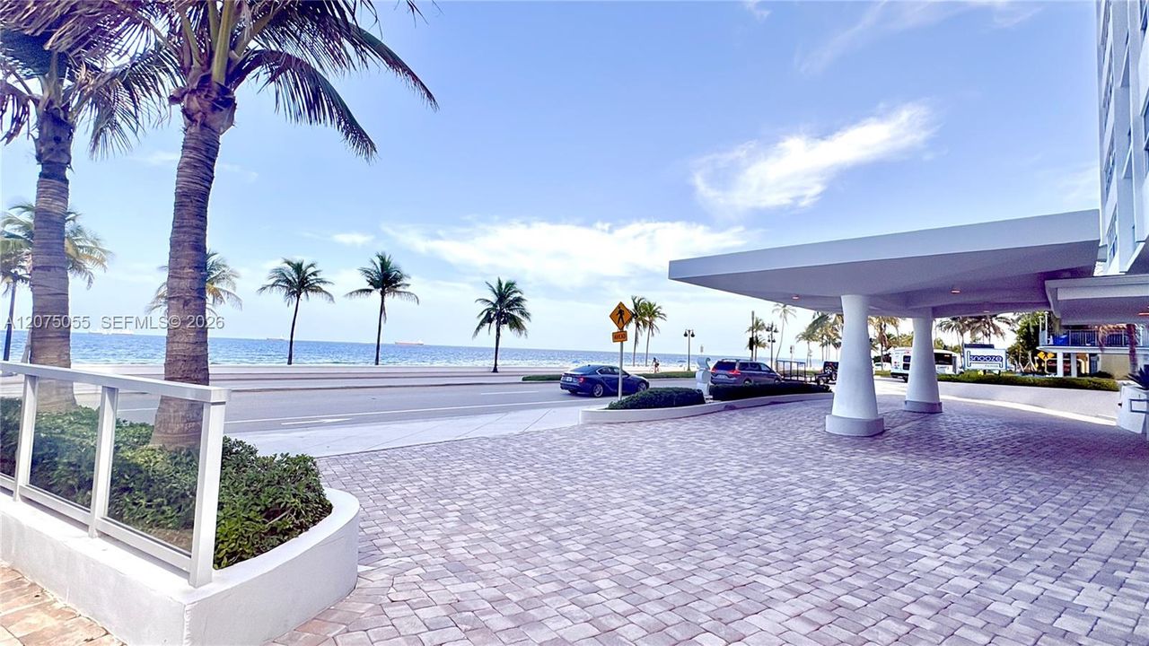 For Sale: $949,000 (2 beds, 2 baths, 1550 Square Feet)