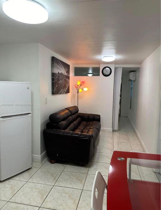 En Venta: $650,000 (4 camas, 3 baños, 1766 Pies cuadrados)
