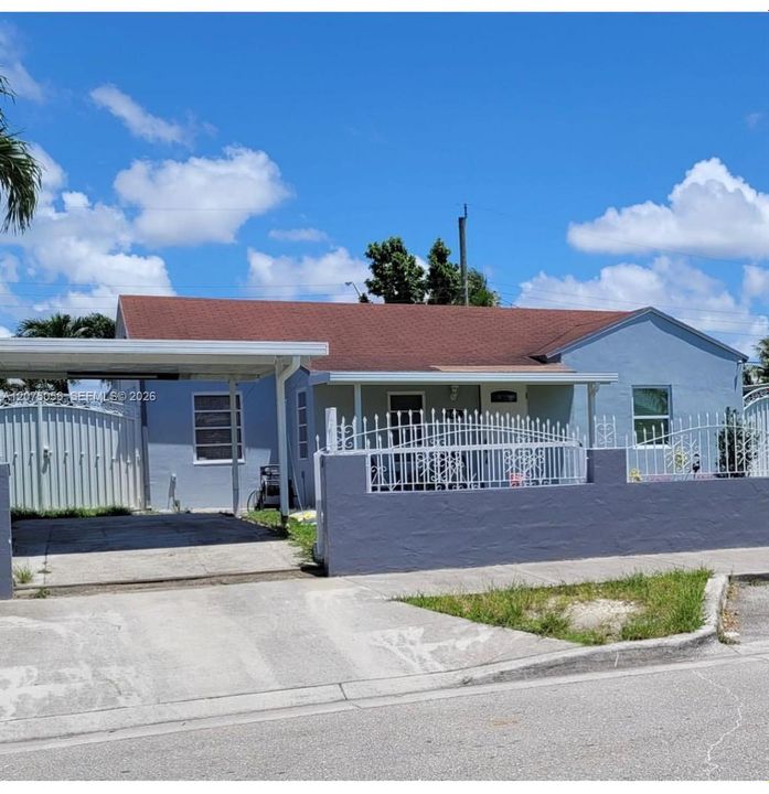 En Venta: $650,000 (4 camas, 3 baños, 1766 Pies cuadrados)