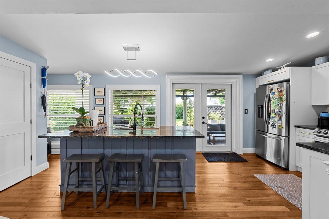 Kitchen island