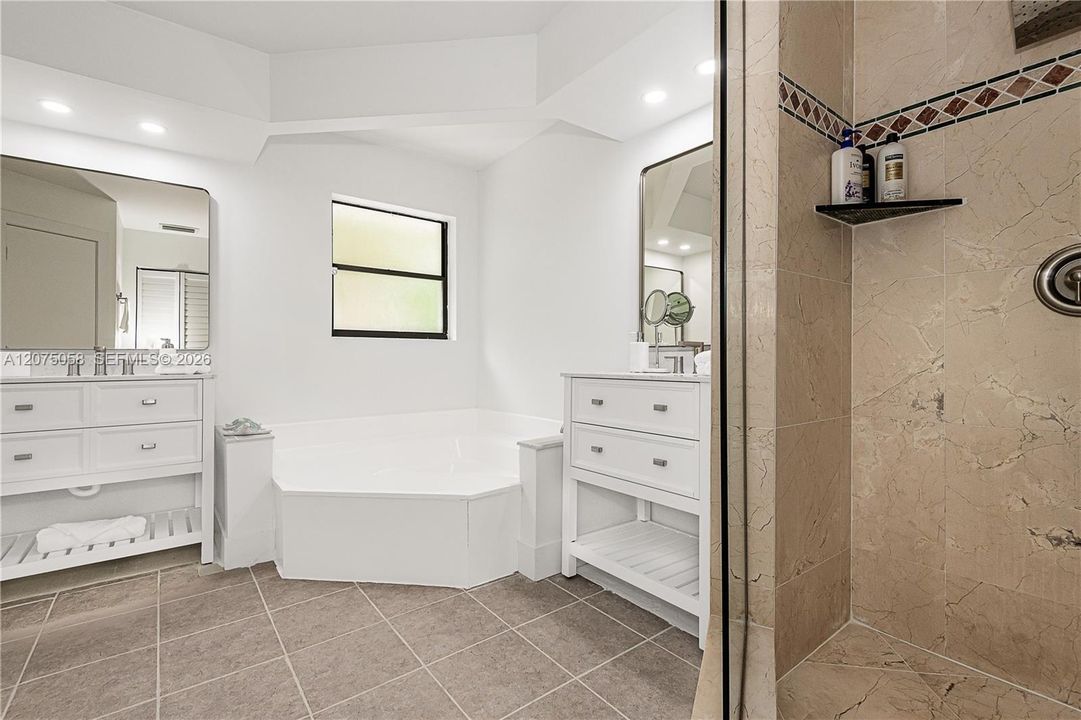 For Rent: $5,600 (3 beds, 2 baths, 1878 Square Feet)