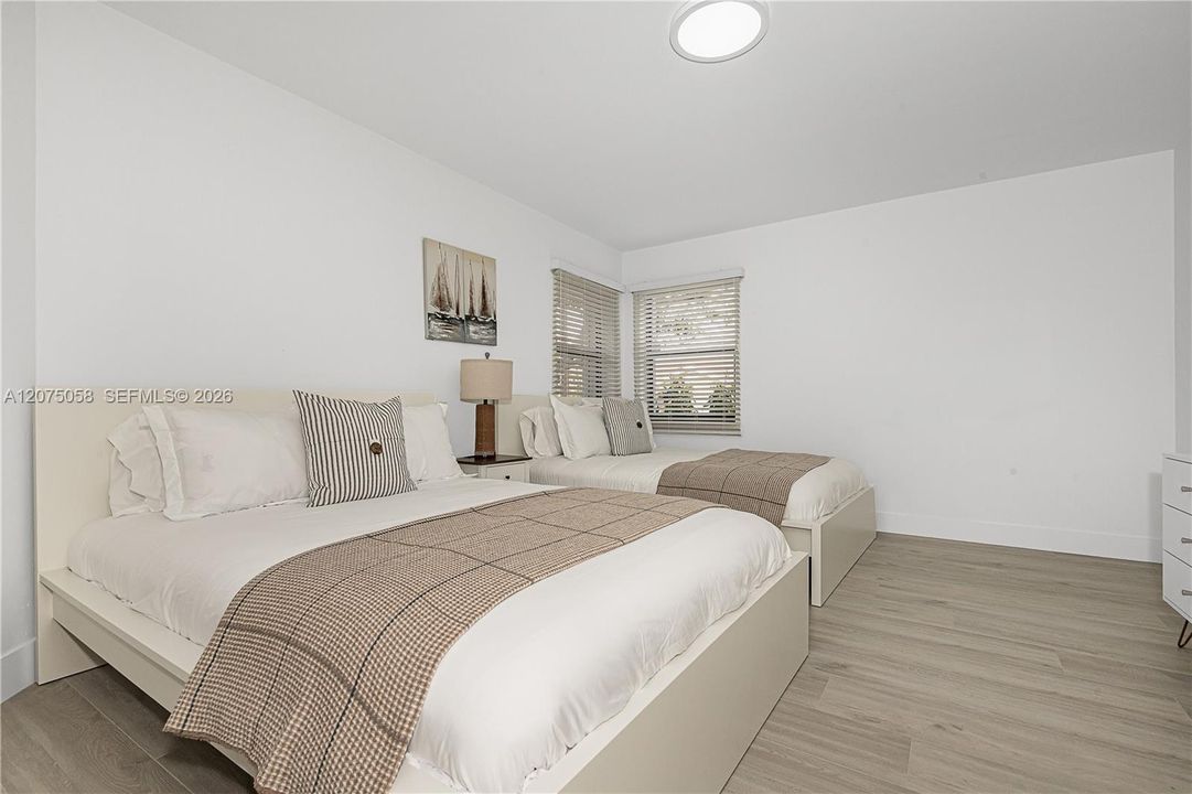 For Rent: $5,600 (3 beds, 2 baths, 1878 Square Feet)