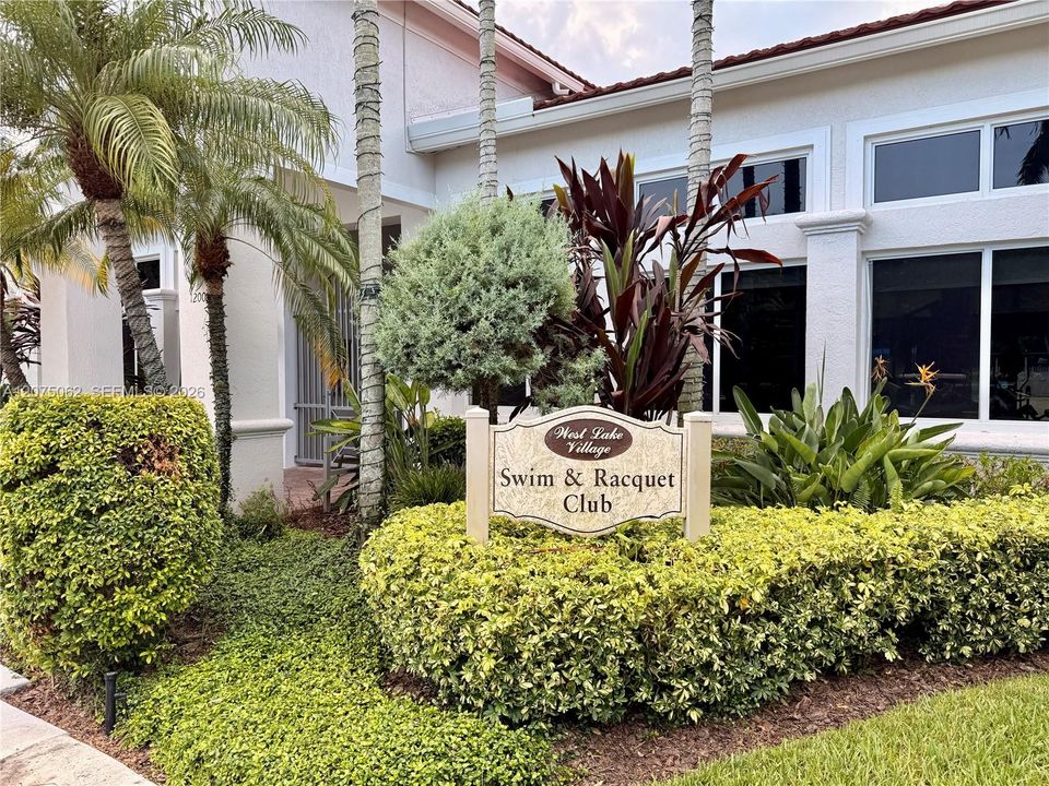 En Venta: $850,000 (3 camas, 2 baños, 1919 Pies cuadrados)