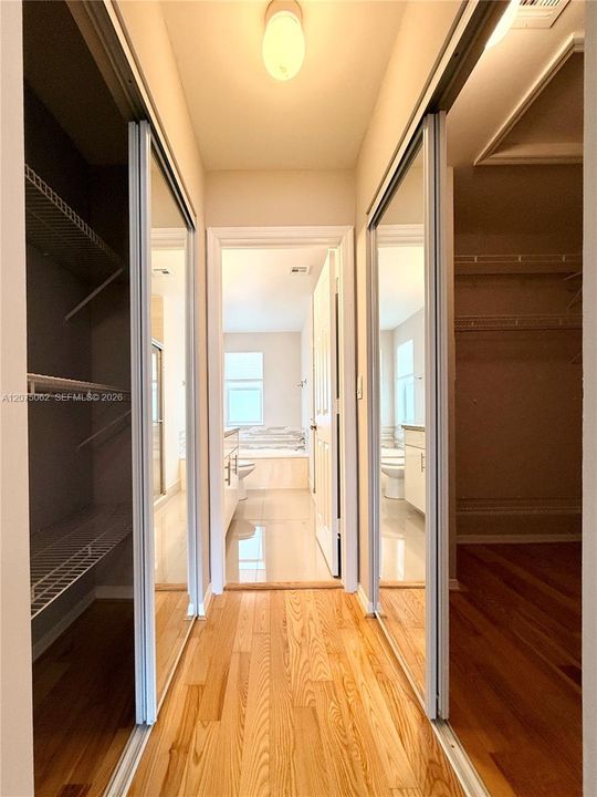 En Venta: $850,000 (3 camas, 2 baños, 1919 Pies cuadrados)