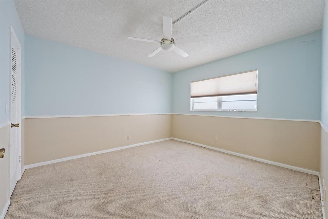 29 Yacht Club Dr 405-12