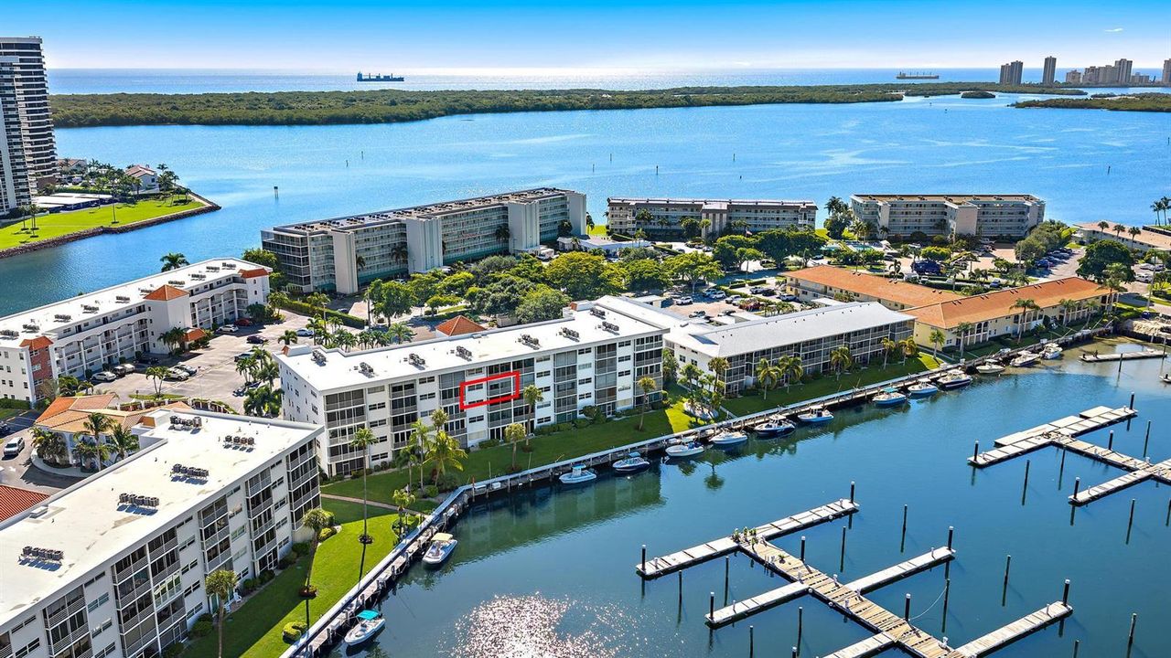 29 Yacht Club Dr 405-23