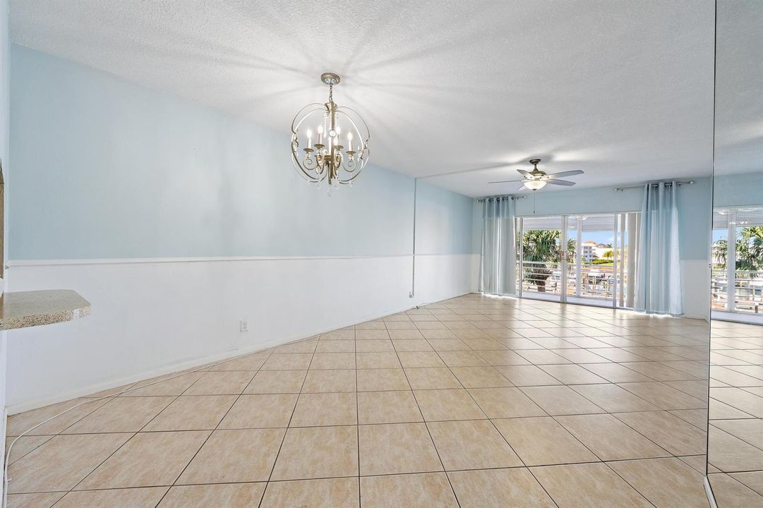 29 Yacht Club Dr 405-4