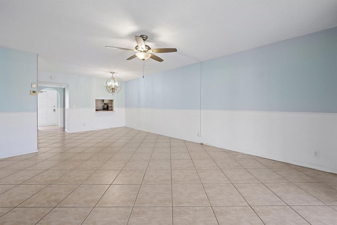 29 Yacht Club Dr 405-7