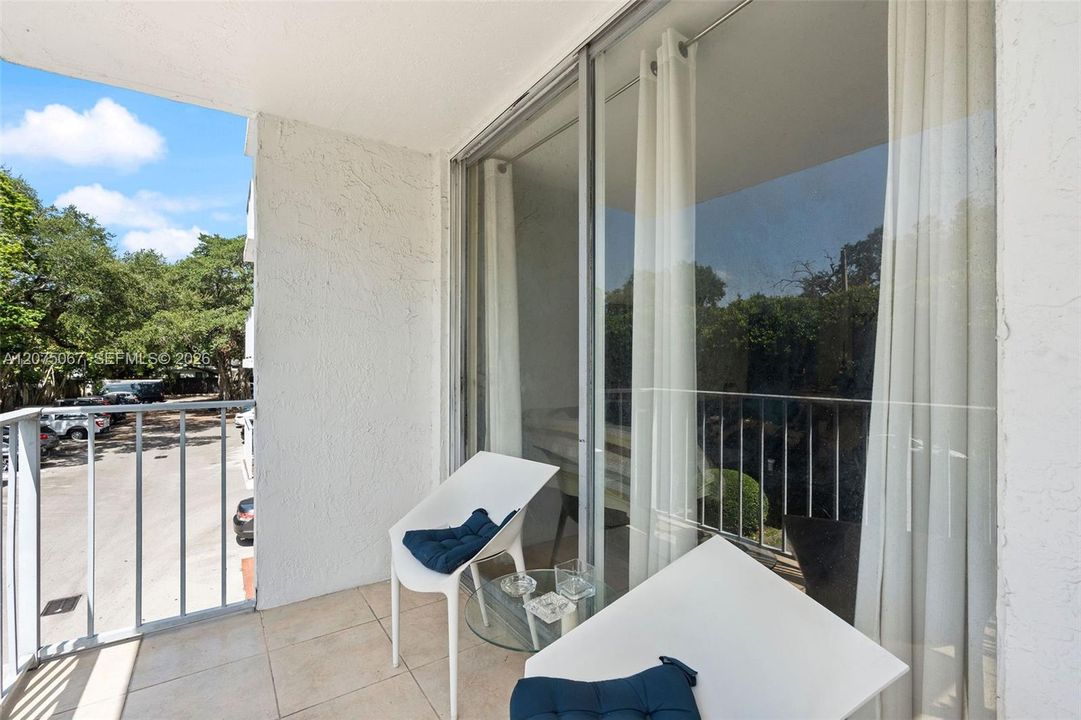 En Venta: $199,000 (0 camas, 1 baños, 571 Pies cuadrados)
