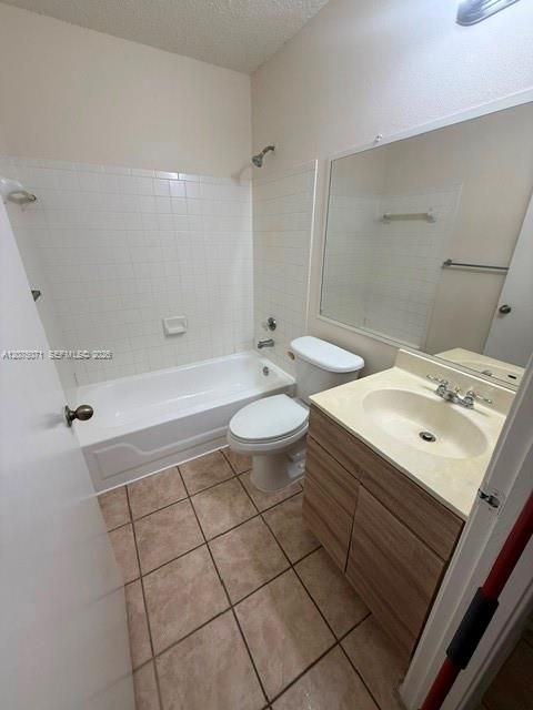 For Rent: $2,100 (2 beds, 2 baths, 1114 Square Feet)