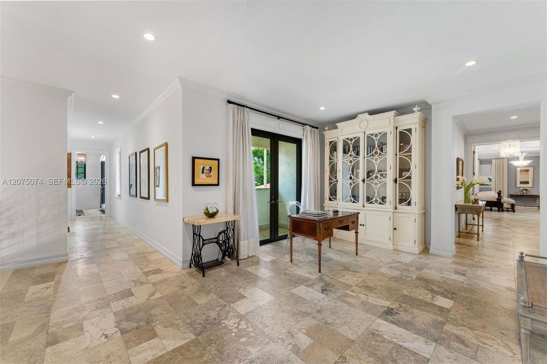 For Sale: $5,750,000 (7 beds, 7 baths, 7384 Square Feet)
