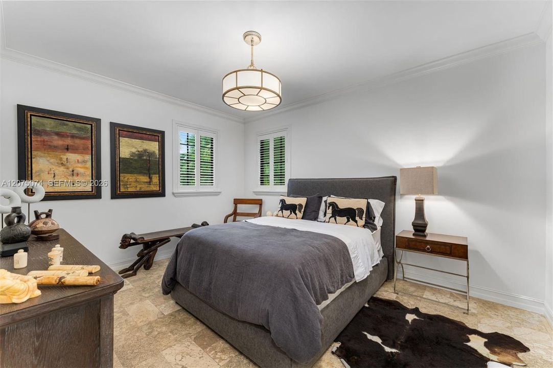 For Sale: $5,750,000 (7 beds, 7 baths, 7384 Square Feet)