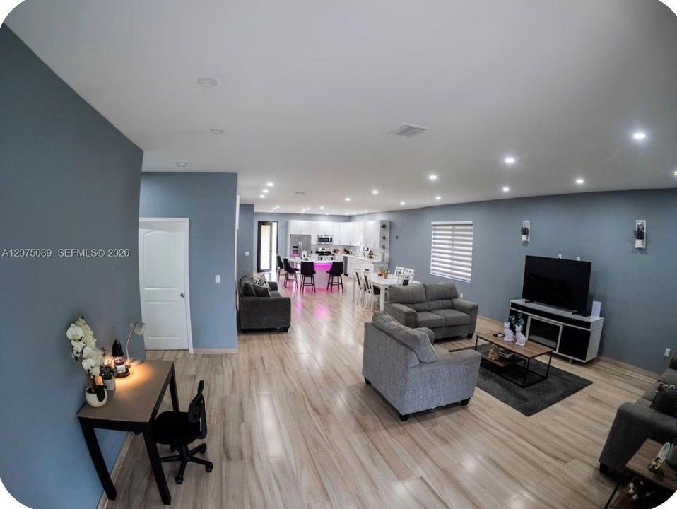 En Venta: $515,000 (3 camas, 2 baños, 0 Pies cuadrados)