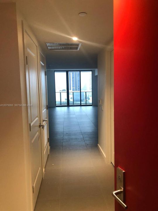 En Venta: $370,000 (0 camas, 1 baños, 580 Pies cuadrados)