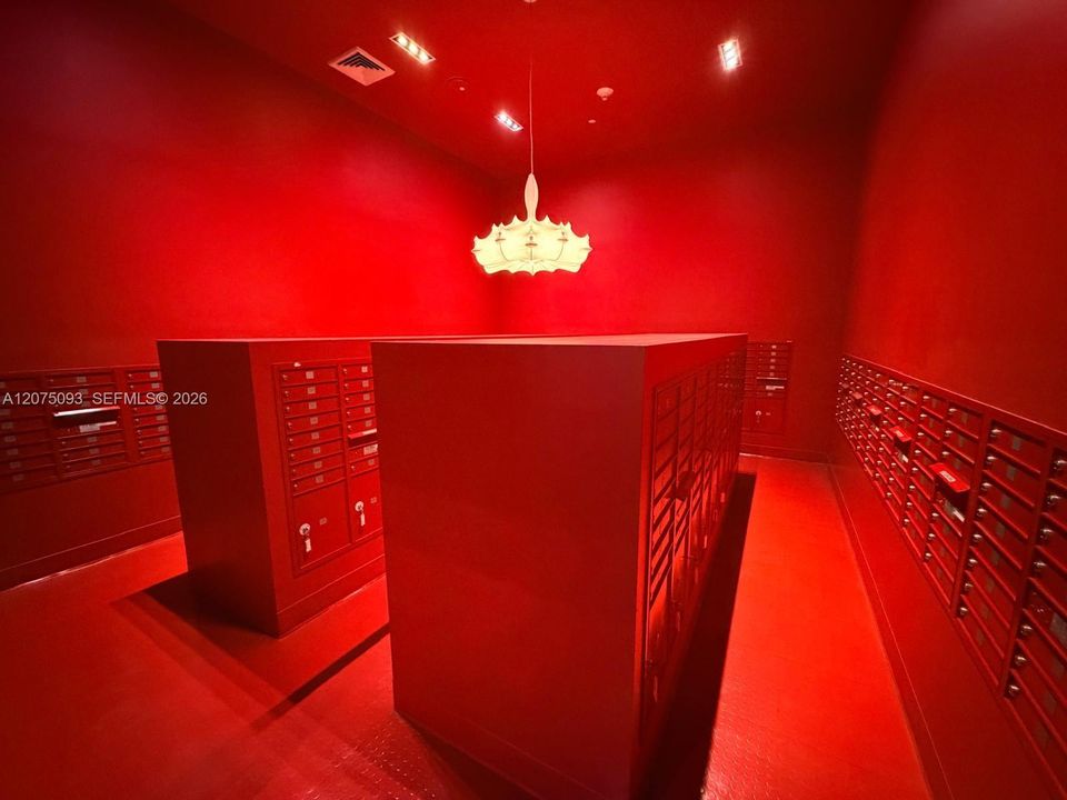 En Venta: $370,000 (0 camas, 1 baños, 580 Pies cuadrados)