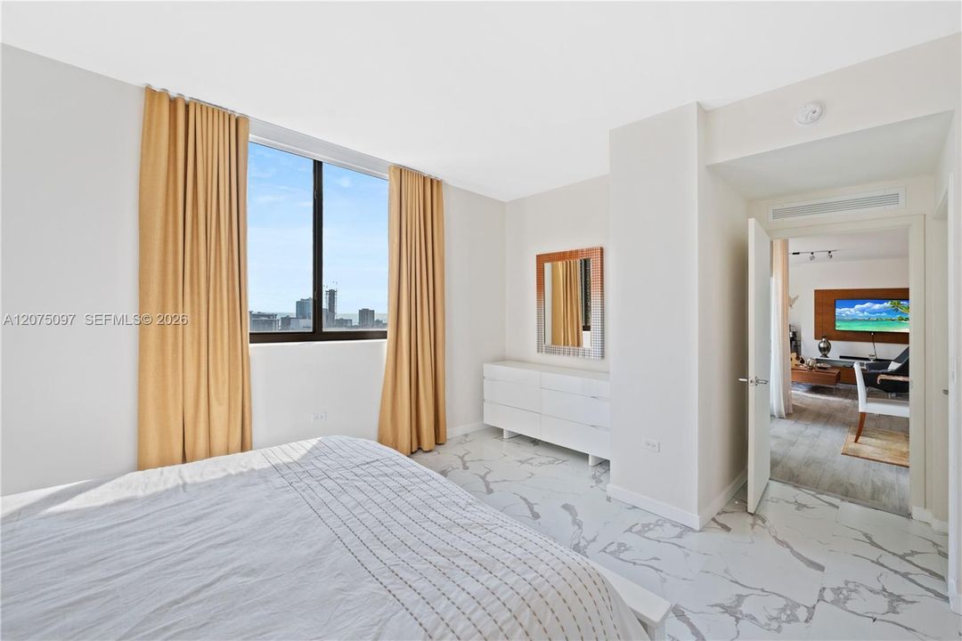 For Rent: $4,700 (2 beds, 2 baths, 1224 Square Feet)