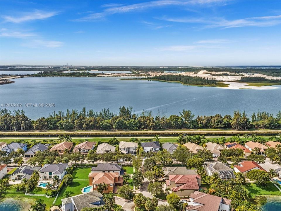 For Sale: $1,170,000 (5 beds, 3 baths, 2844 Square Feet)