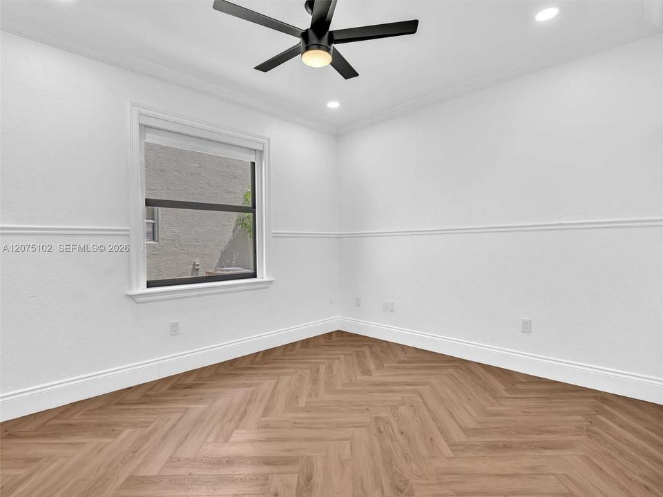 For Sale: $1,170,000 (5 beds, 3 baths, 2844 Square Feet)