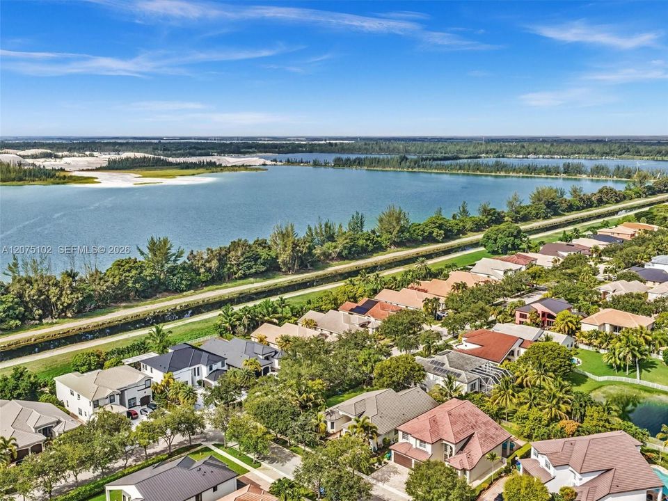 For Sale: $1,170,000 (5 beds, 3 baths, 2844 Square Feet)