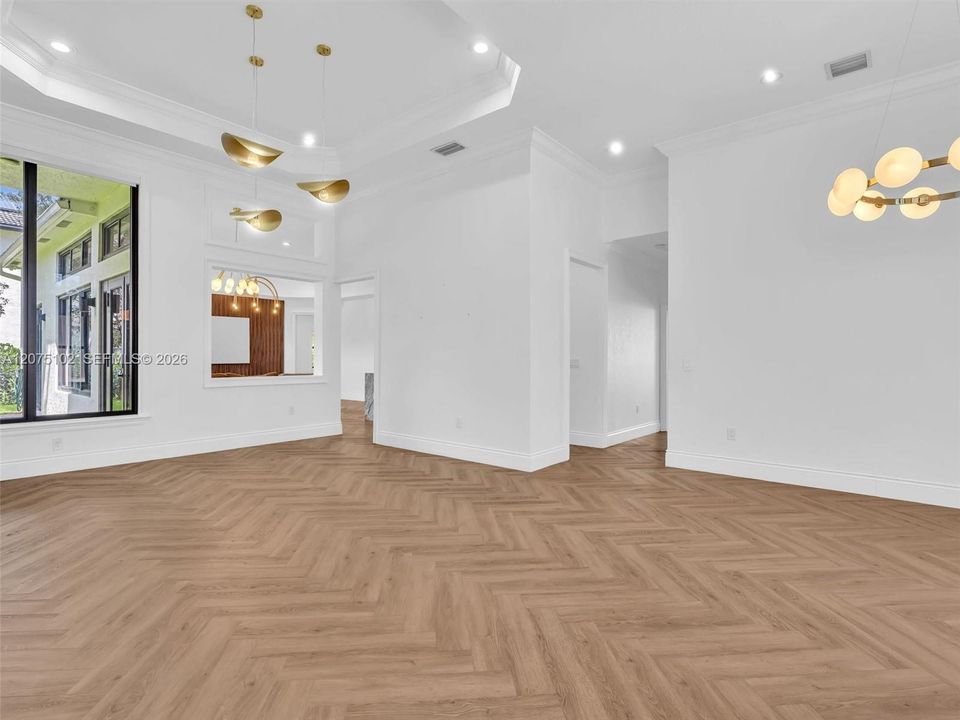 For Sale: $1,170,000 (5 beds, 3 baths, 2844 Square Feet)