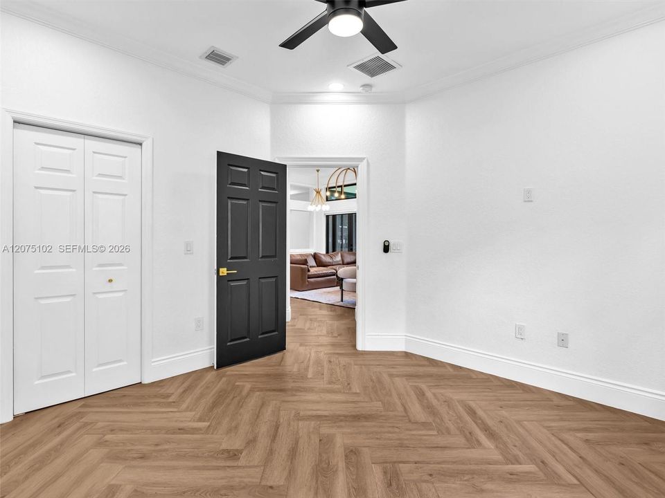 For Sale: $1,170,000 (5 beds, 3 baths, 2844 Square Feet)