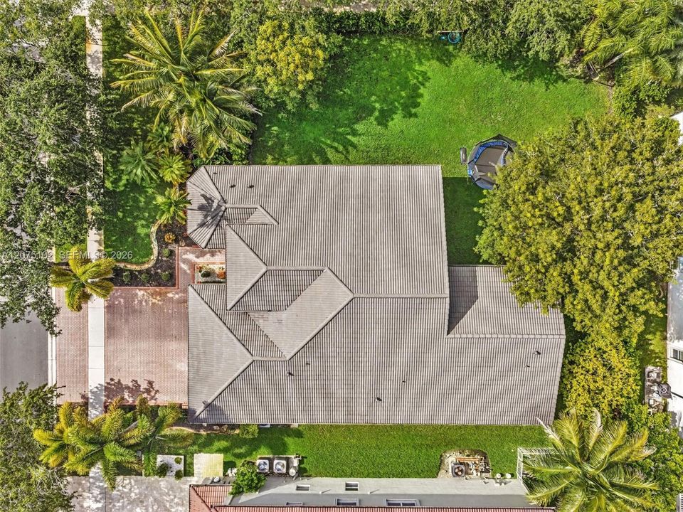 For Sale: $1,170,000 (5 beds, 3 baths, 2844 Square Feet)