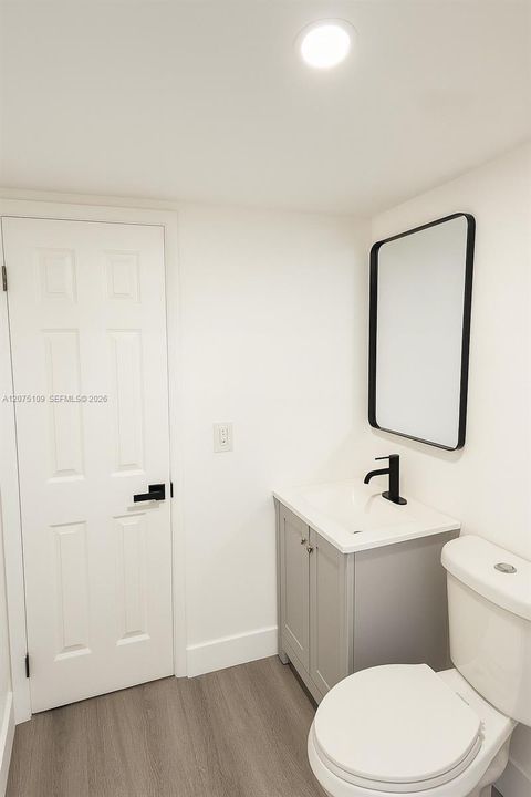 For Rent: $1,745 (2 beds, 1 baths, 750 Square Feet)