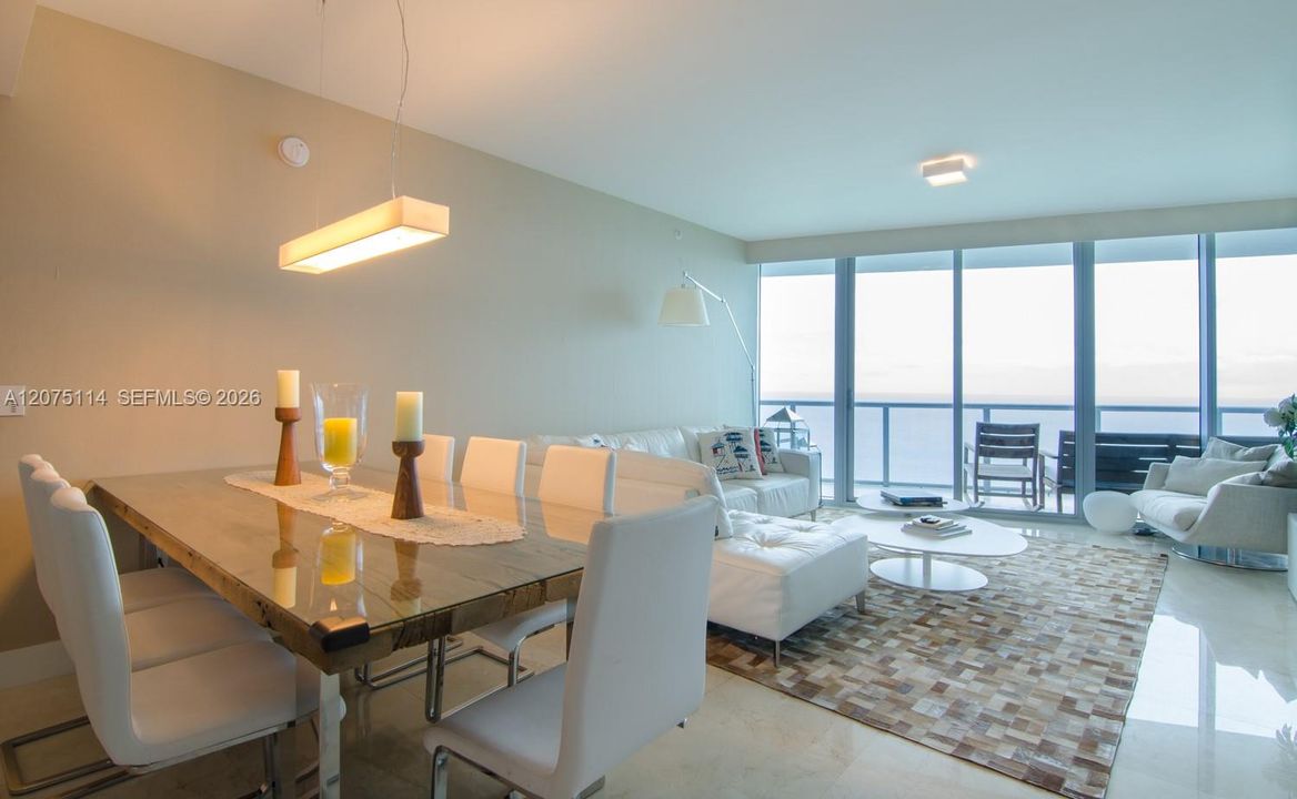 For Rent: $12,000 (3 beds, 3 baths, 1927 Square Feet)