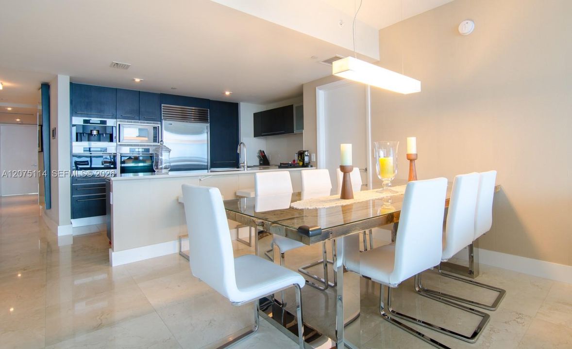 For Rent: $12,000 (3 beds, 3 baths, 1927 Square Feet)