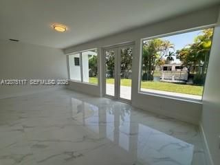 For Rent: $3,600 (3 beds, 2 baths, 1537 Square Feet)