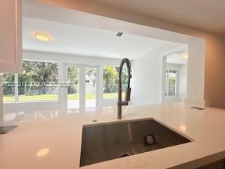 For Rent: $3,600 (3 beds, 2 baths, 1537 Square Feet)