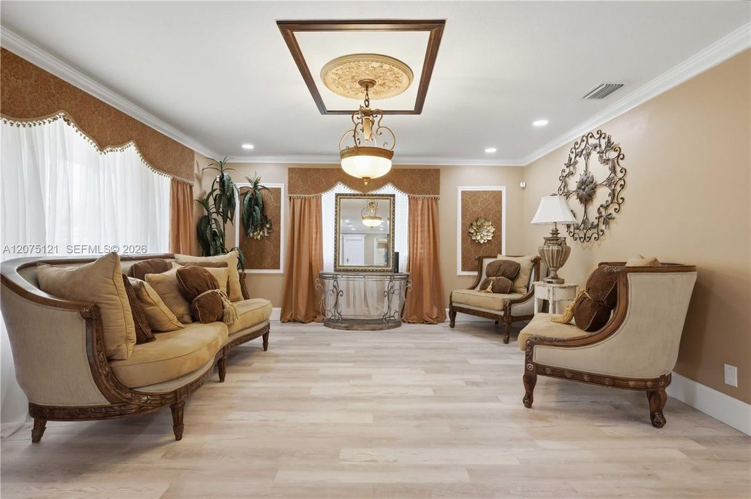 For Sale: $685,000 (4 beds, 2 baths, 2089 Square Feet)