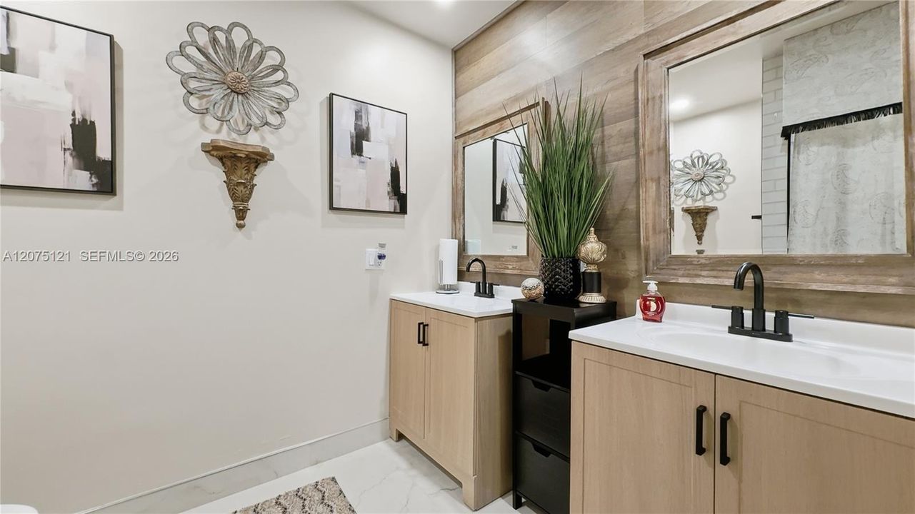 Guest Bathroom