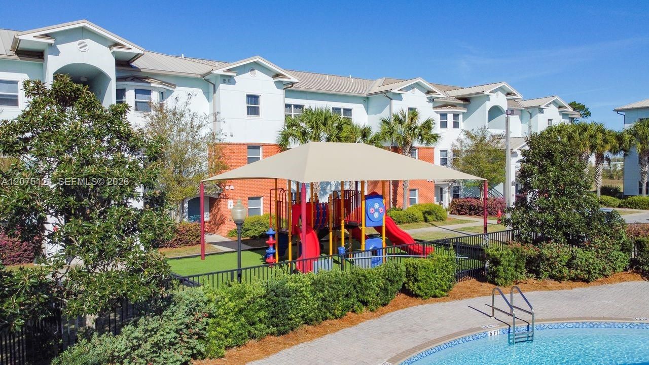 For Rent: $1,175 (2 beds, 2 baths, 1049 Square Feet)