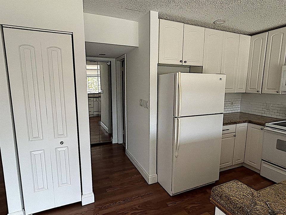 Kitchen/Hallway