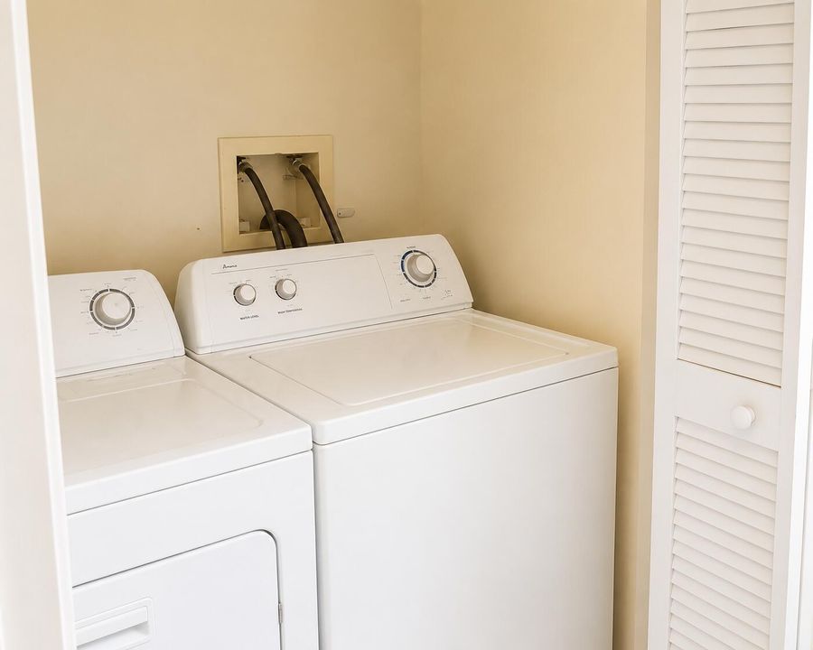 LAUNDRYROOM