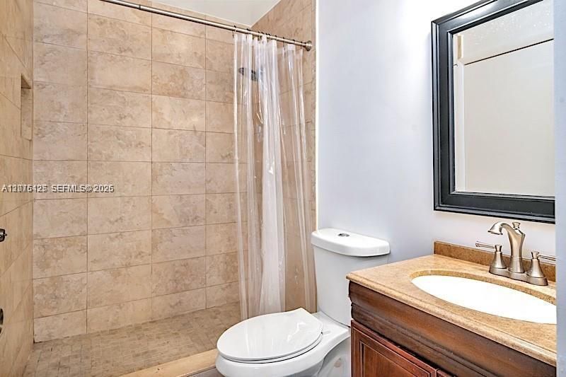 For Rent: $1,750 (1 beds, 1 baths, 528 Square Feet)
