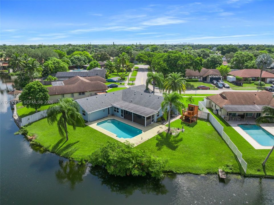 For Rent: $5,500 (5 beds, 3 baths, 2197 Square Feet)
