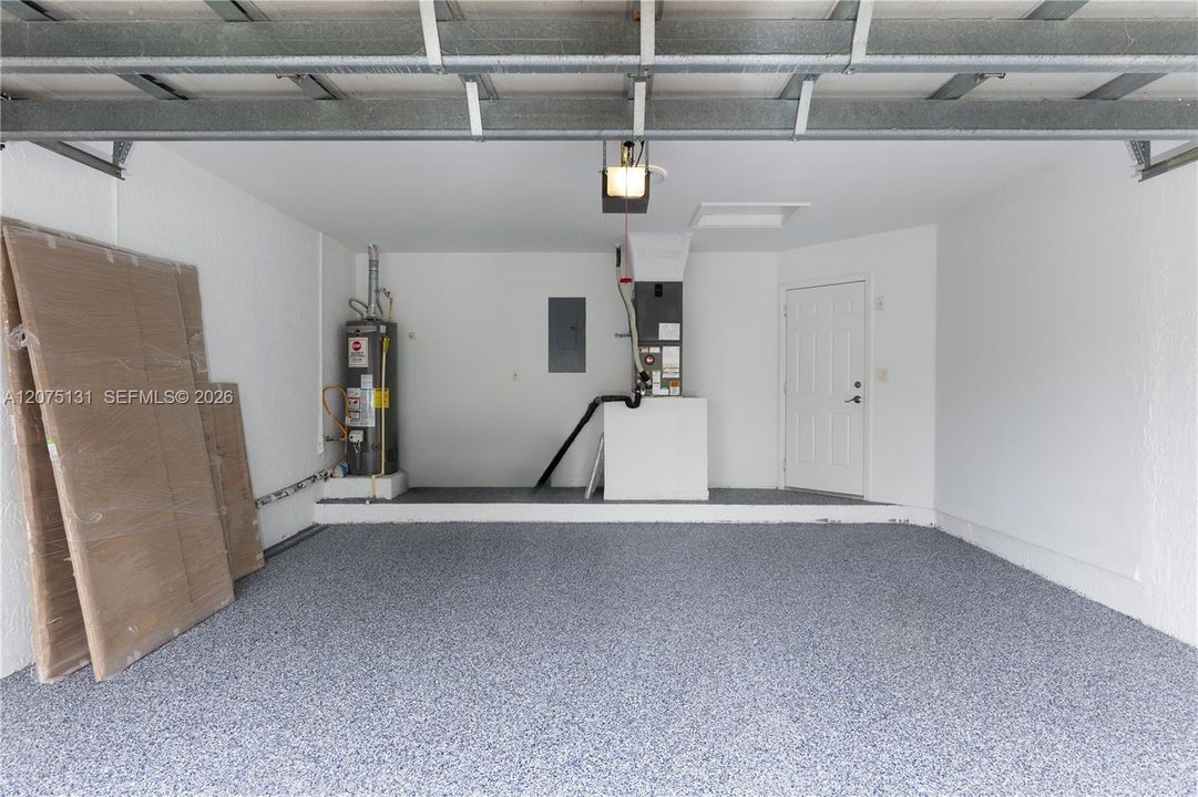 For Rent: $4,300 (3 beds, 2 baths, 1682 Square Feet)