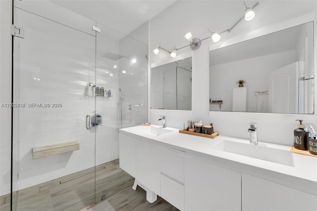 For Rent: $6,000 (4 beds, 3 baths, 2620 Square Feet)