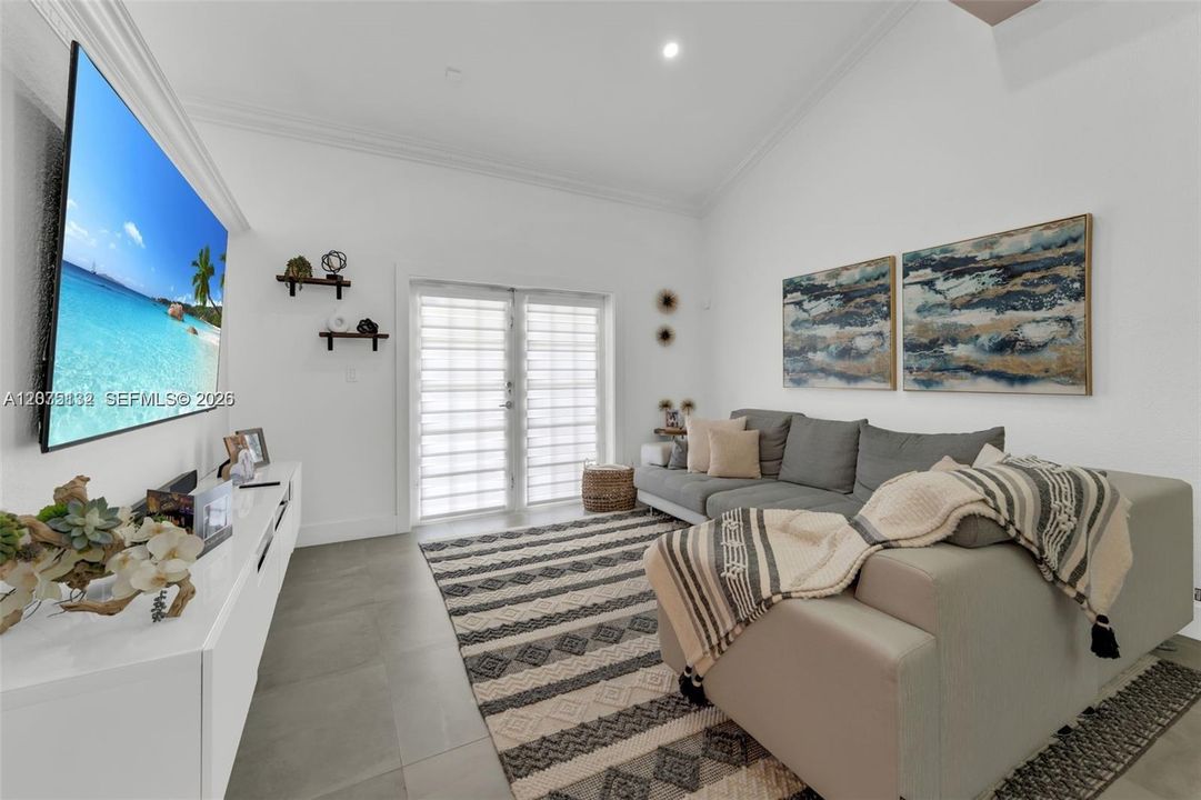 For Rent: $6,000 (4 beds, 3 baths, 2620 Square Feet)