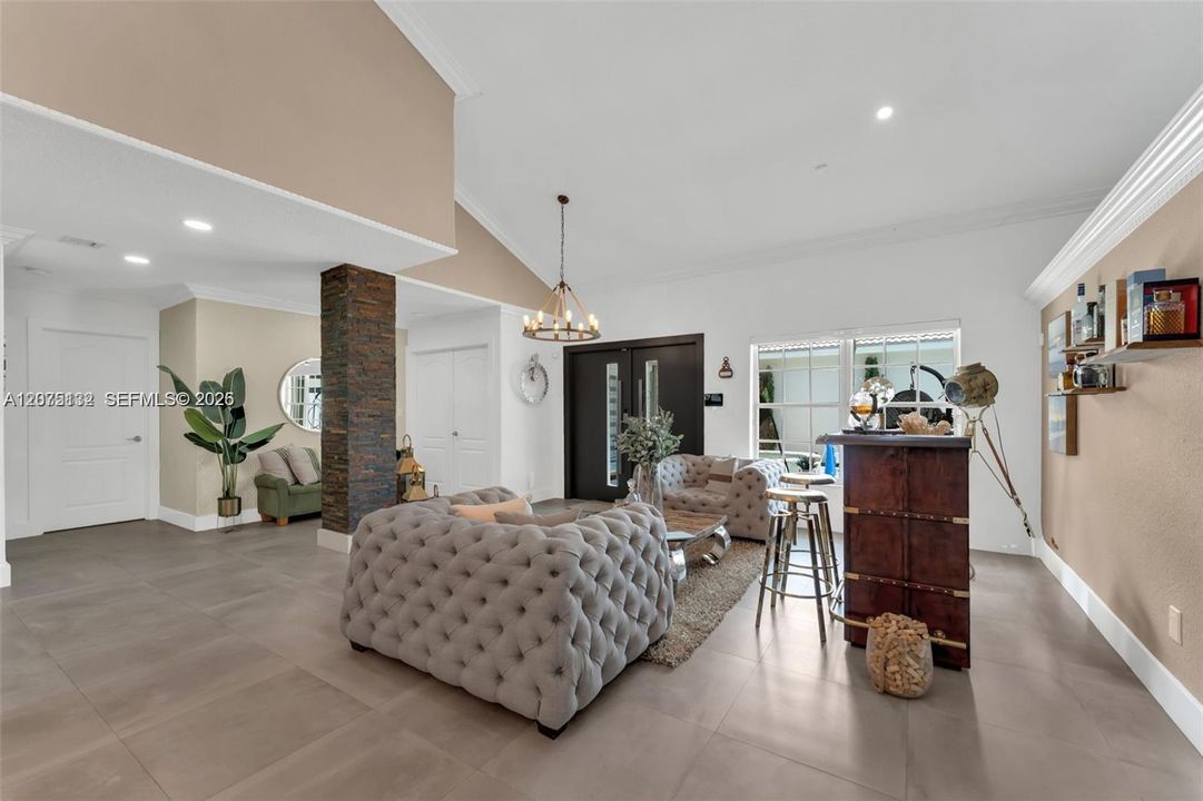 For Rent: $6,000 (4 beds, 3 baths, 2620 Square Feet)