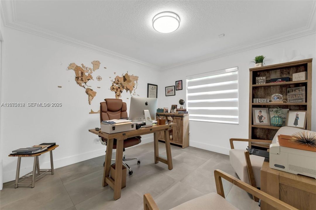 For Rent: $6,000 (4 beds, 3 baths, 2620 Square Feet)