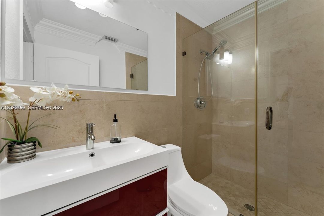 For Rent: $6,000 (4 beds, 3 baths, 2620 Square Feet)