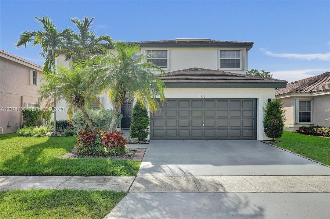 For Sale: $675,000 (4 beds, 2 baths, 2639 Square Feet)