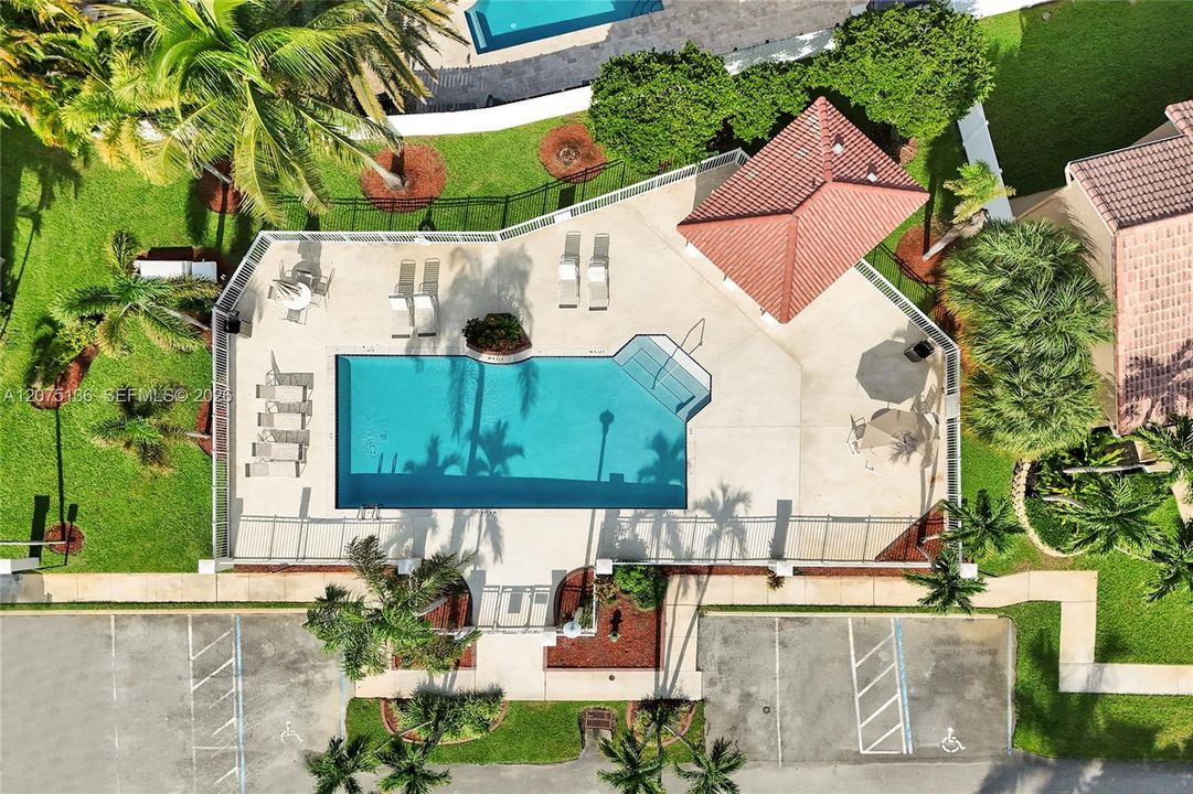 For Sale: $675,000 (4 beds, 2 baths, 2639 Square Feet)