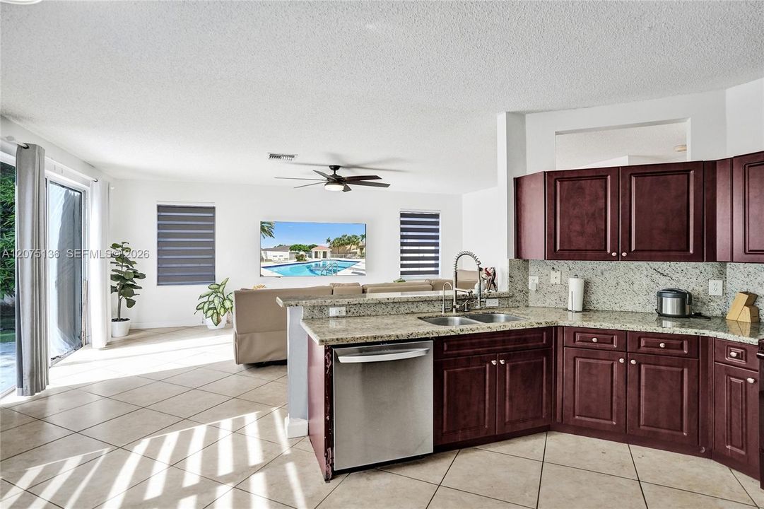For Sale: $675,000 (4 beds, 2 baths, 2639 Square Feet)