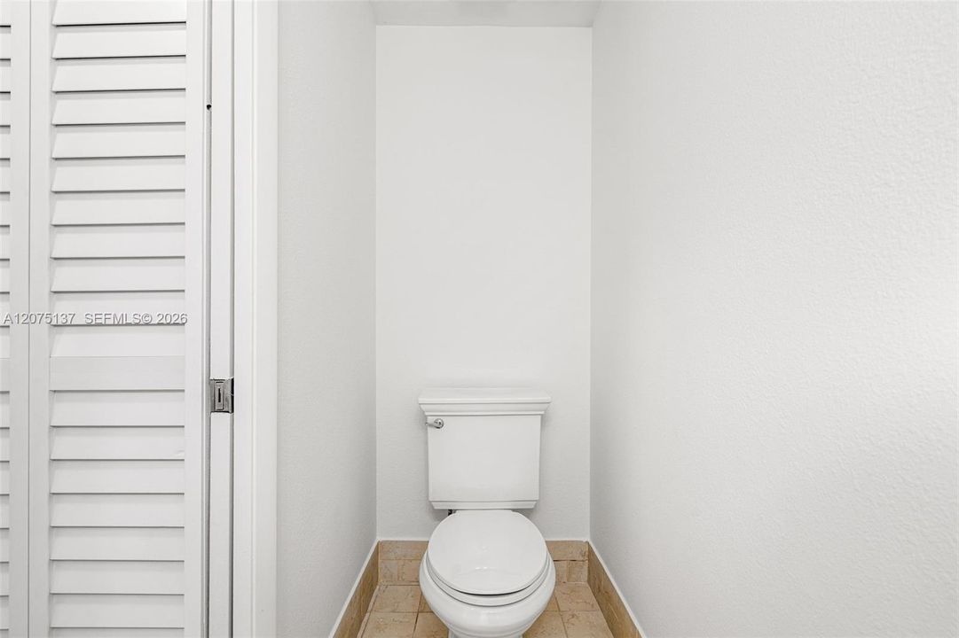 For Rent: $3,250 (3 beds, 2 baths, 1666 Square Feet)